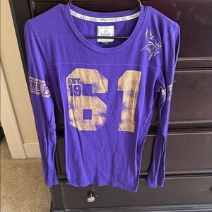 NFL Vikings Purple Long Sleeve Team Tee with Gold Graphic 61 -Pink